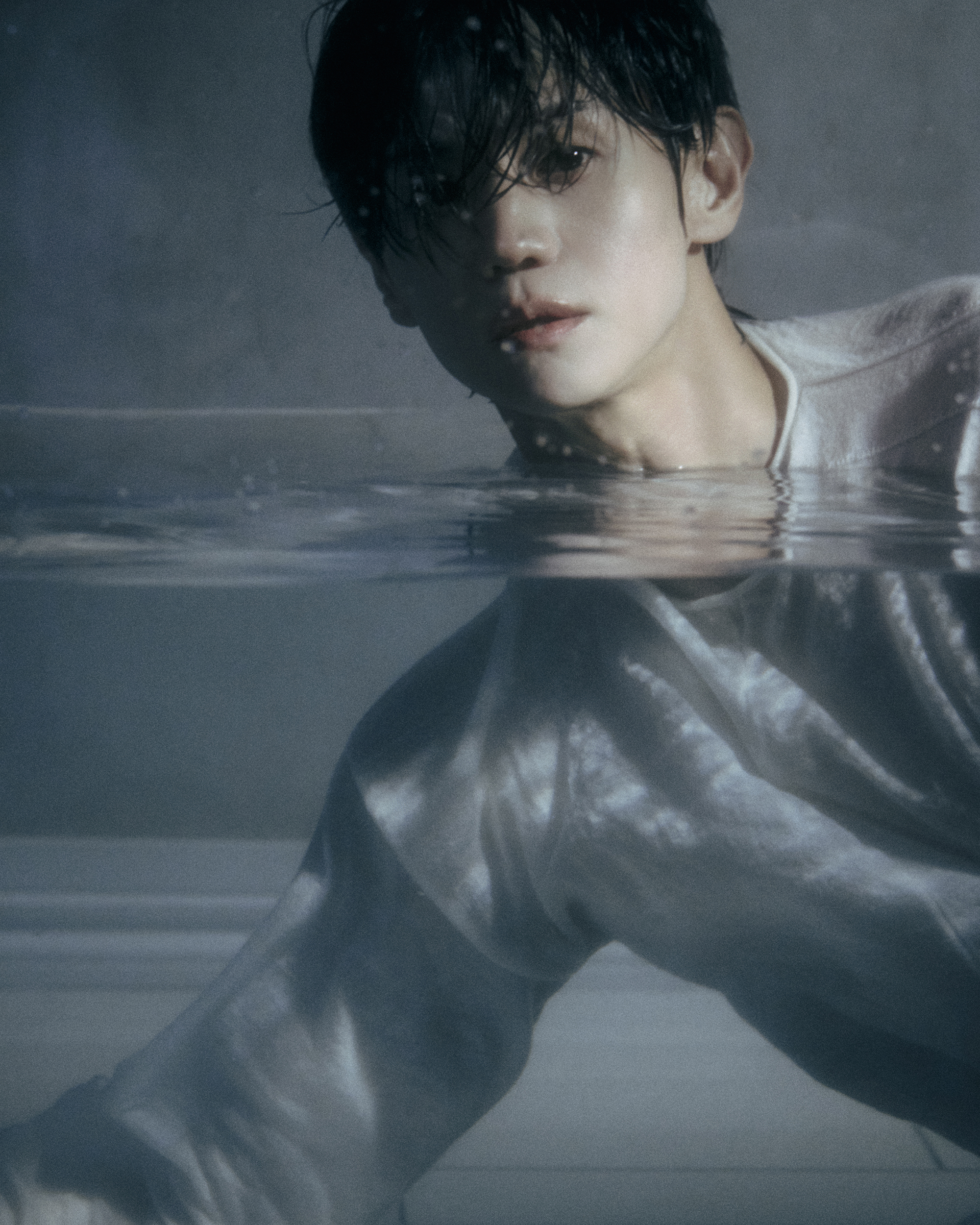 양요섭 UNLOVED ECHO 컨셉포토 CINEMA (6) copy.jpg